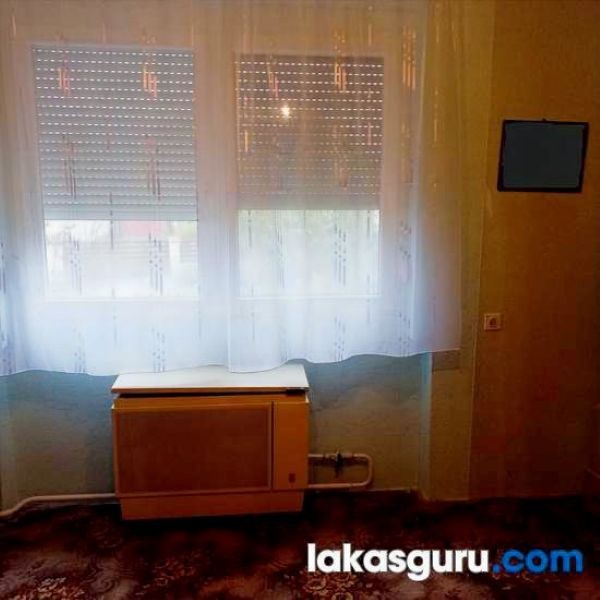 Kétszintes Családi Ház Nagykapornak Csendes Utcájában! - Kép 6