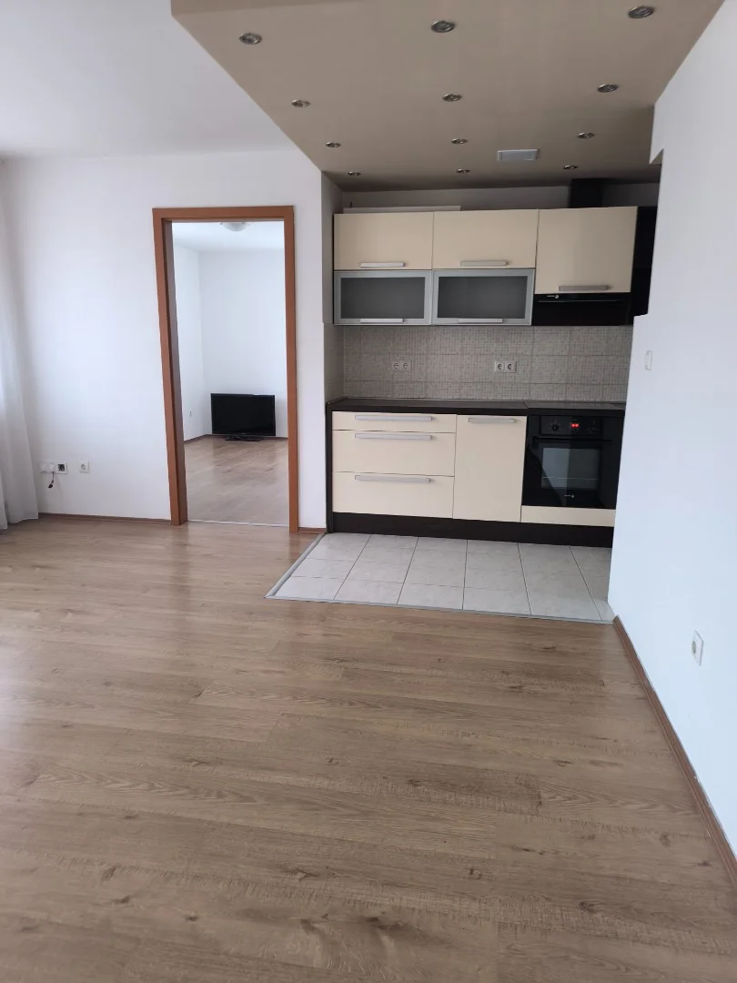 Eladó tégla lakás Pécsen - Kép 2