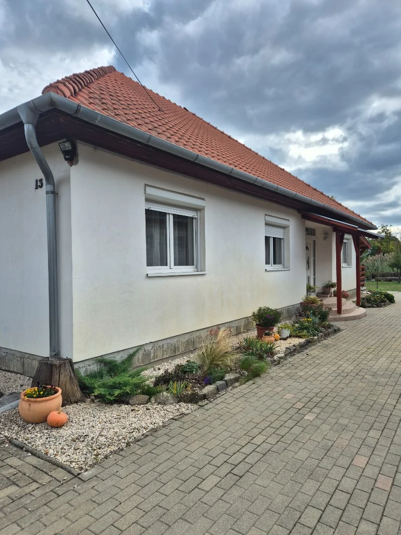 Összkomfortos családiház. - Kép 2