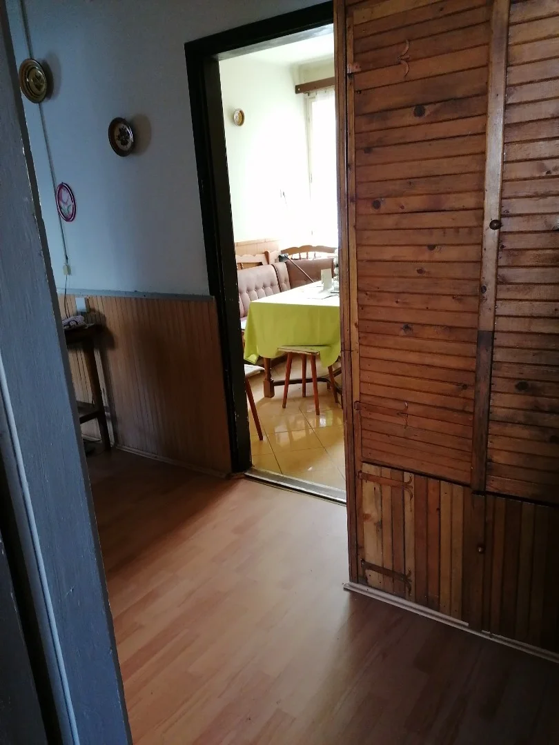 Jó állapotú családi ház - Kép 4