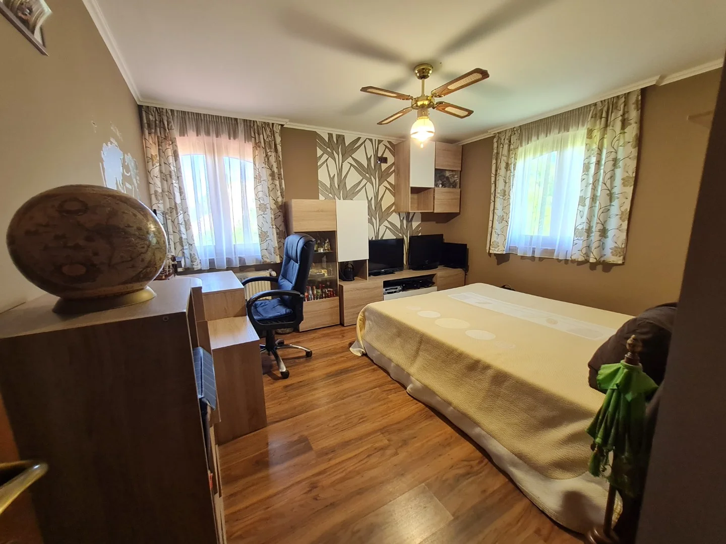 Családi ház eladó, fix hozamú bevétellel Balaton közelében! Kivételes, exkluzív ajánlat Polgárdiban! - Kép 13