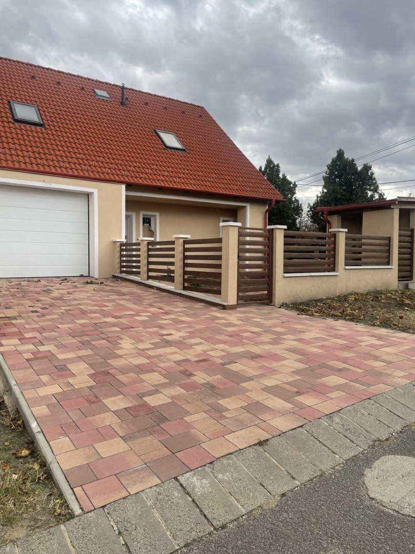 Új építésű, kulcsrakész sorházi lakás Veresegyház–Revetekben 2026 március átadással