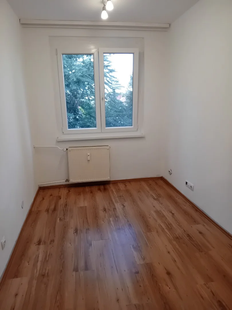 Dunakeszin eladó lakás - Kép 7