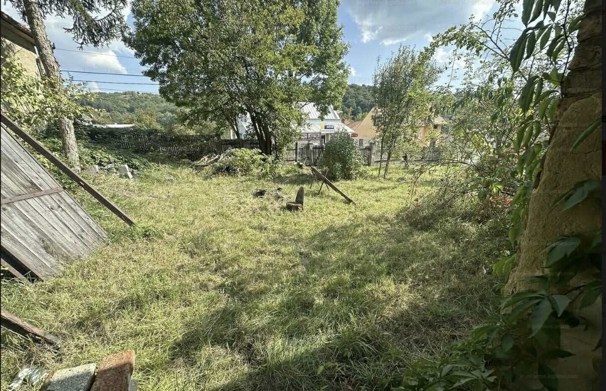 Eladó családi ház Parasznyan - Kép 4