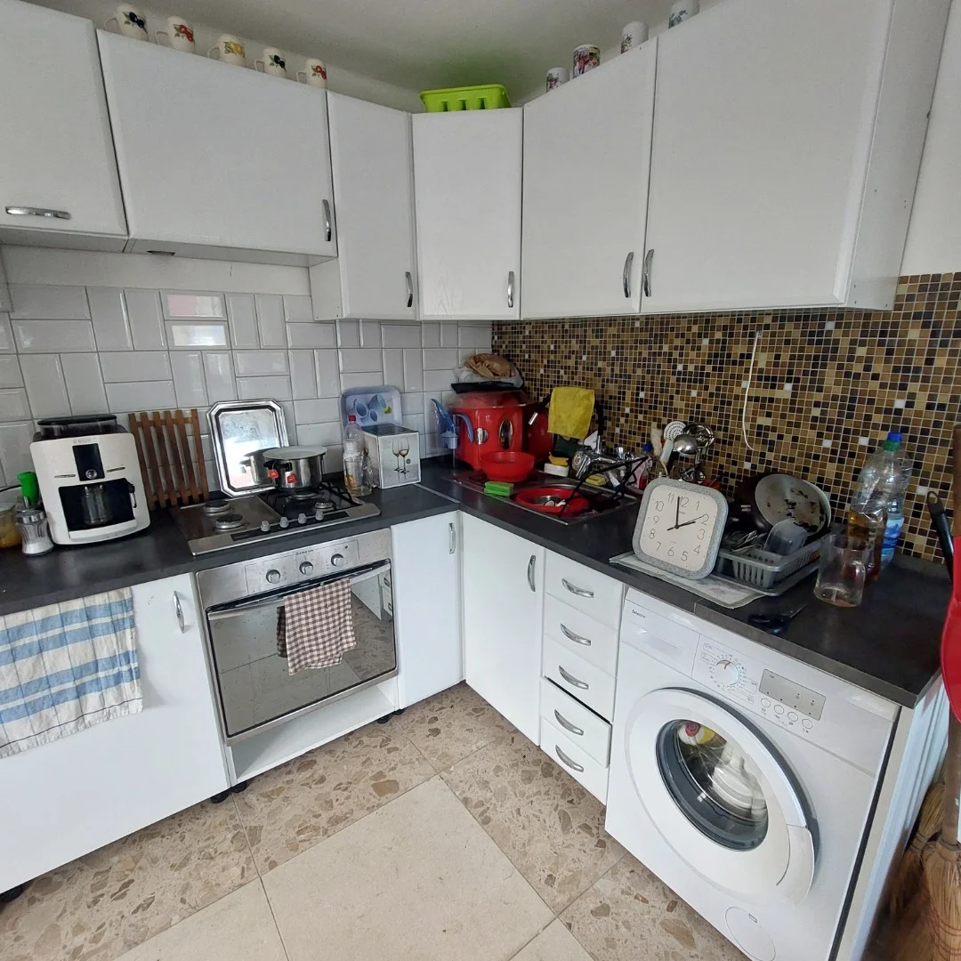 2 generacios tetőteres csaladi ház, 80 m2 üzlettel - Kép 3