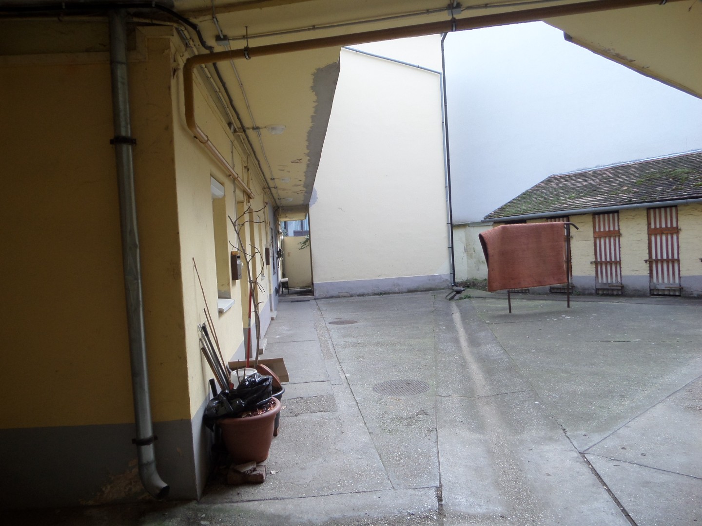 Befektetésnek alkalmas Fszt-i lakás Pécs belvárosában - Kép 12