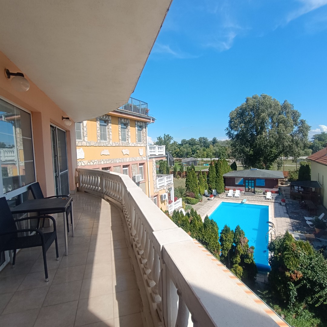 Római fürdőn!!! Örök panorámás világos napos 2 garázshelyes - Kép 17