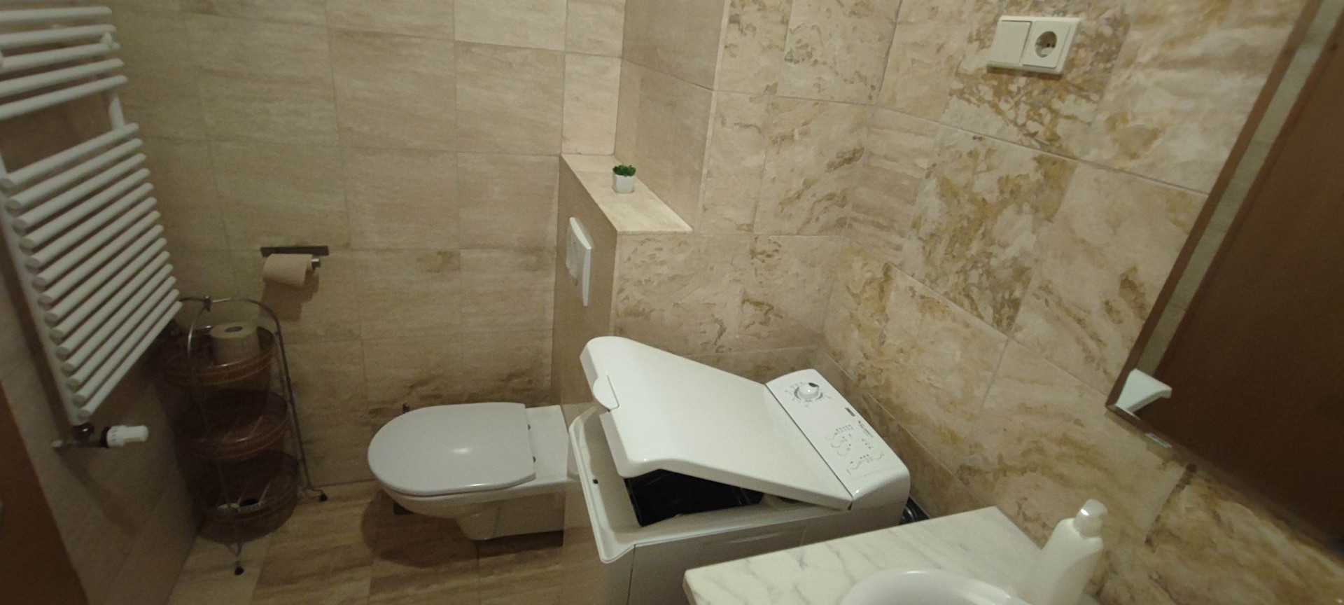 Budapest központjában Kiváló állapotú lakás azonnal beköltözhető vagy kiadható - Kép 5