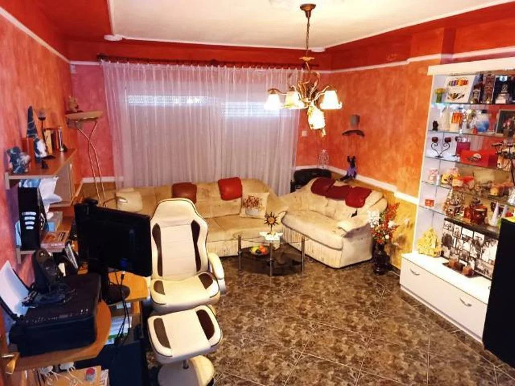 Eladó családi ház Vácon - Kép 10