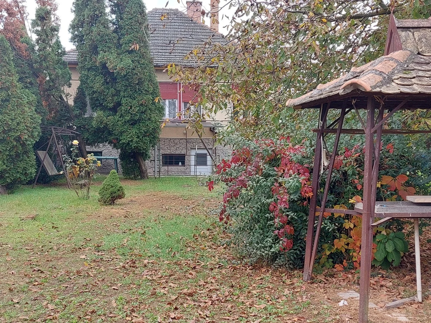 Családi háznak, vagy nyaralónak-hétvégi háznak is kiváló. Budapesttől délre egy órára. - Kép 3