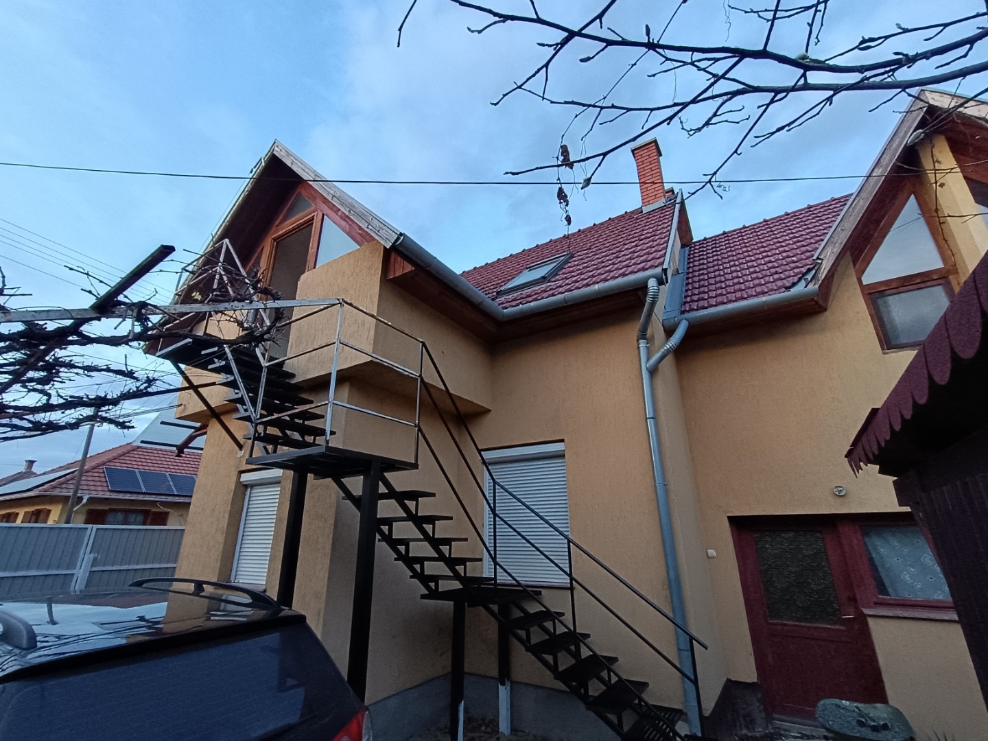 Három lakrészből álló ház Gyulán eladó - Kép 2