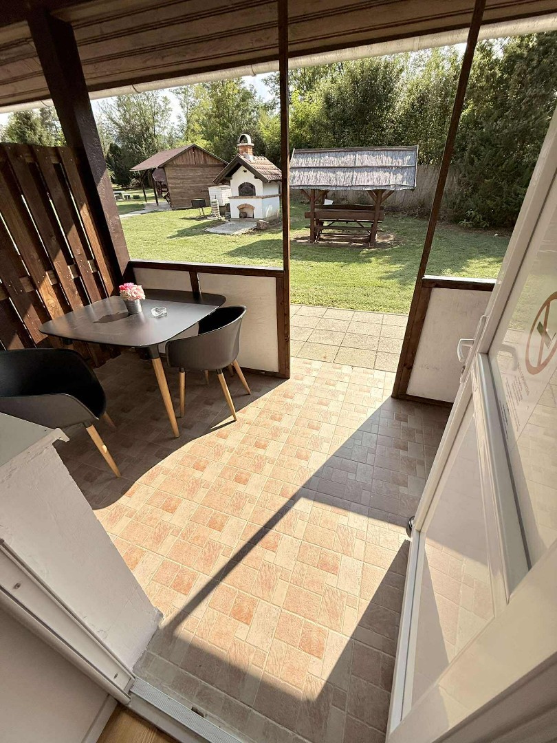 Eladó családi ház Dédestapolcsányon - Kép 11