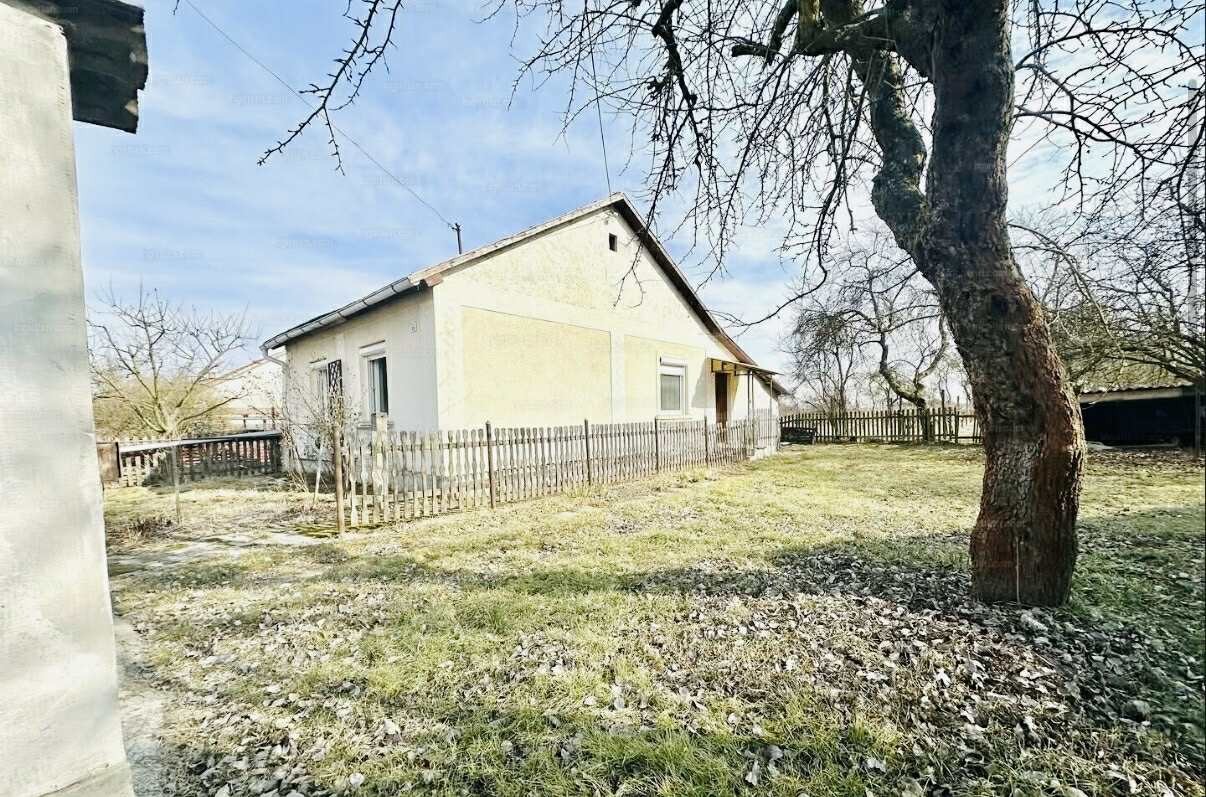 Eladó családi ház Felsőnyárádon - Kép 9