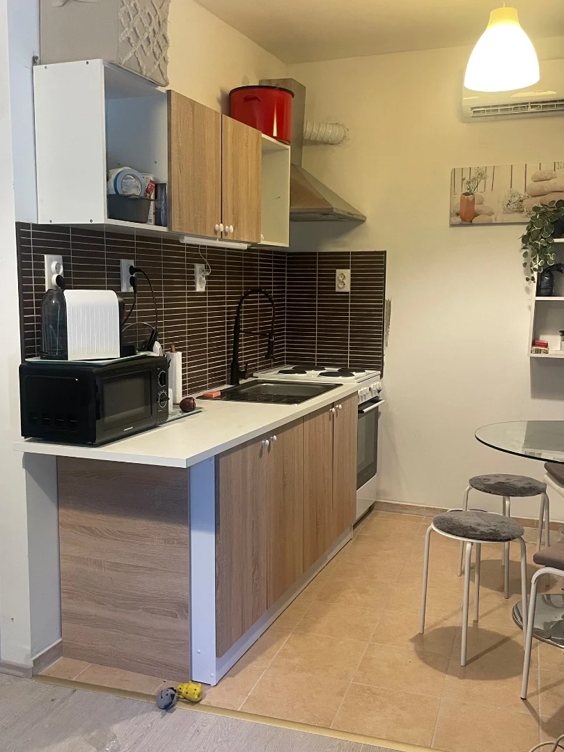 Eladó nappali+ 2 halós tégla nyaraló - Kép 9