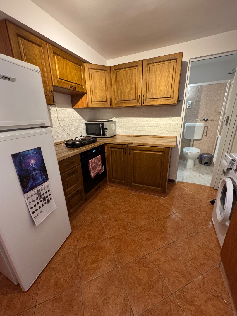 Kiadó alagsori garzon lakás - Kép 4