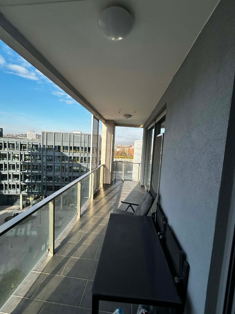 Eladó lakàs a Budaparton - Kép 2