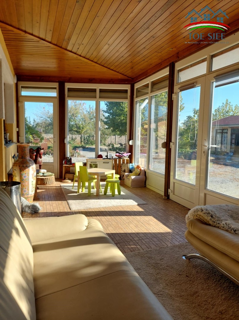 Tiszaderzsen családi ház hatalmas telekkel eladó (idn241104) - Kép 4