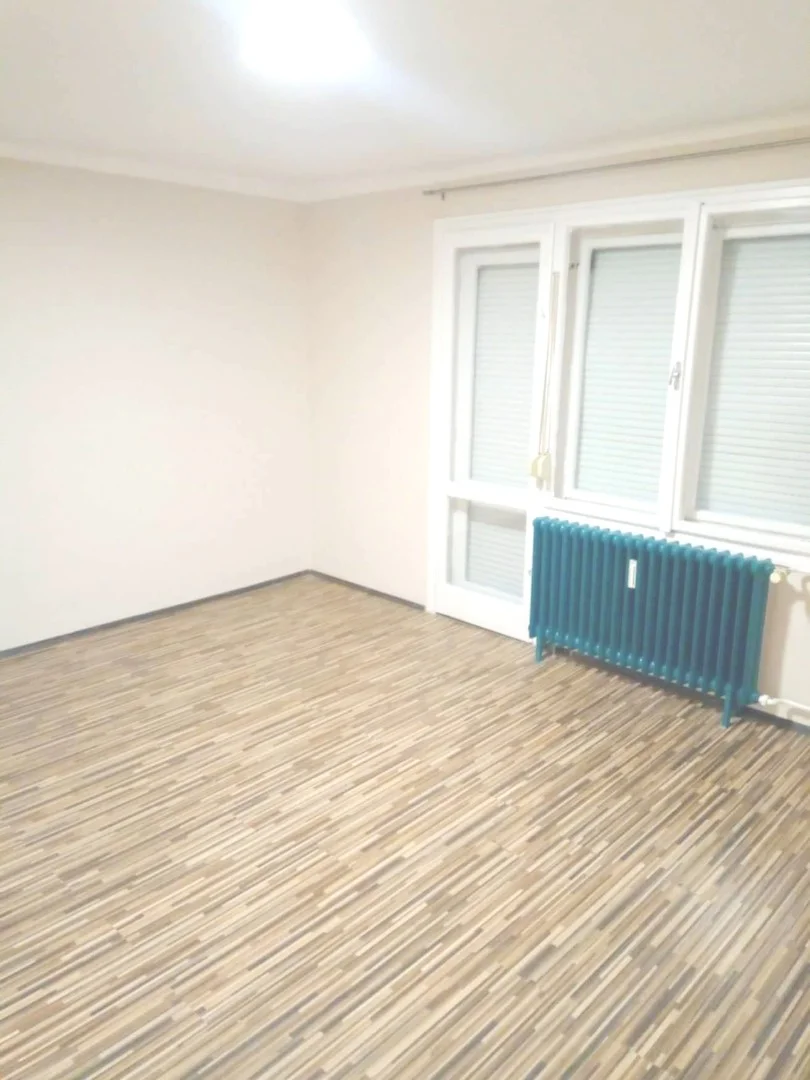 Szekszárdon a belvárosban garzon eladó! - Kép 4