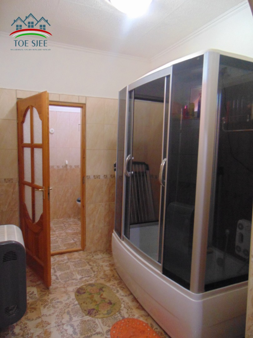 Családi ház eladó Tiszaszentimrén (idn230916) - Kép 10