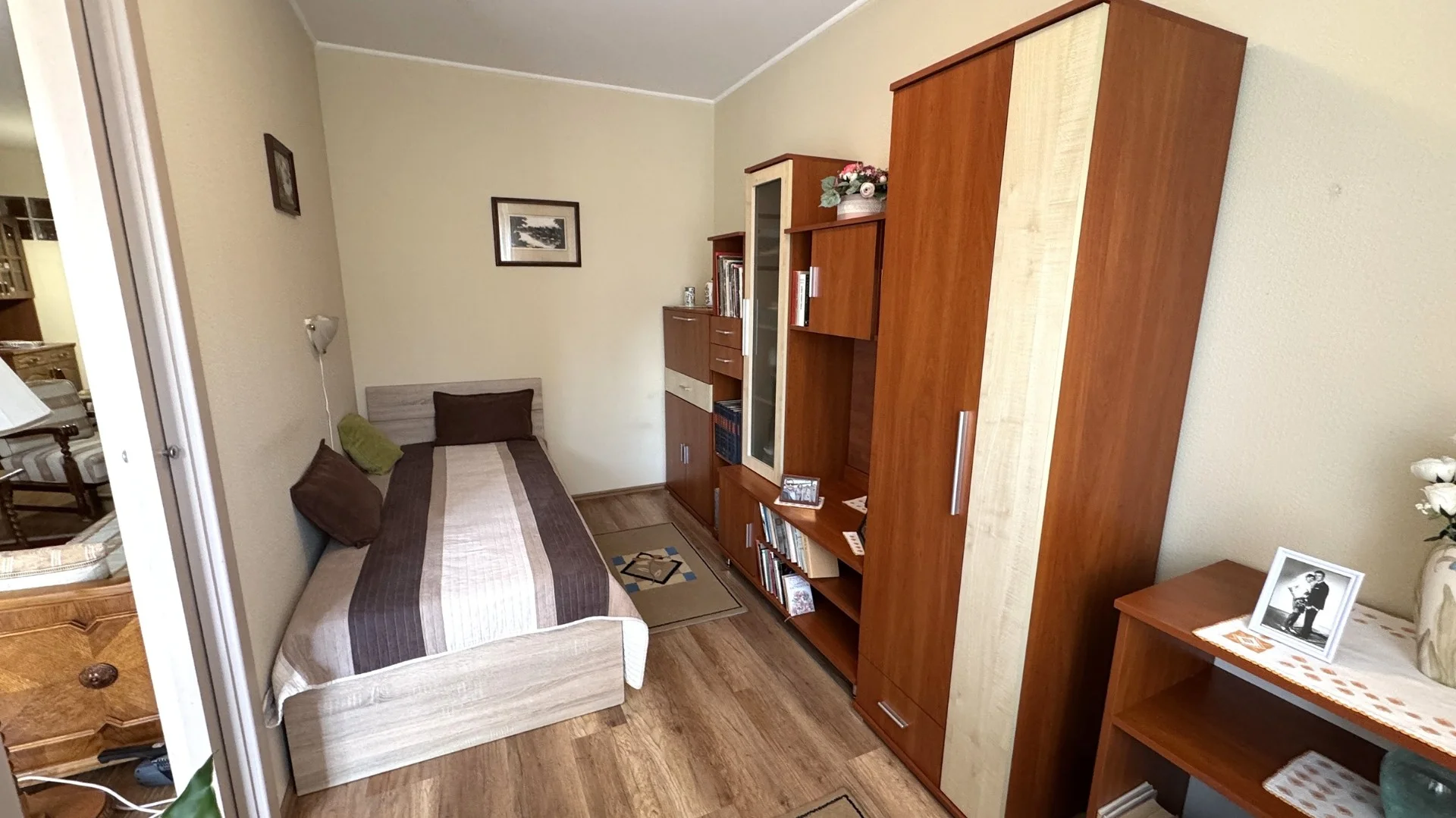 Nyíregyházán a Korányi kertvárosban 1. emeleti liftes 62 nm-es 2 szoba-nappalis lakás eladó - Kép 9