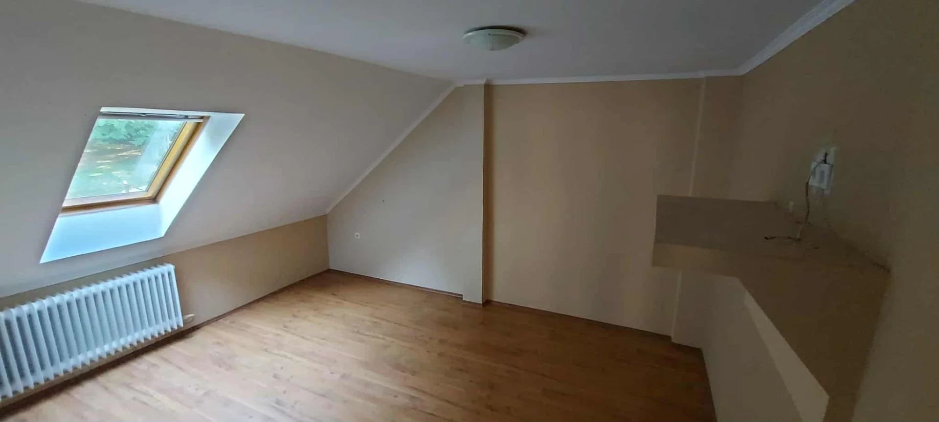 Eladó családi ház Eplény Gyöngyvirág - Kép 4