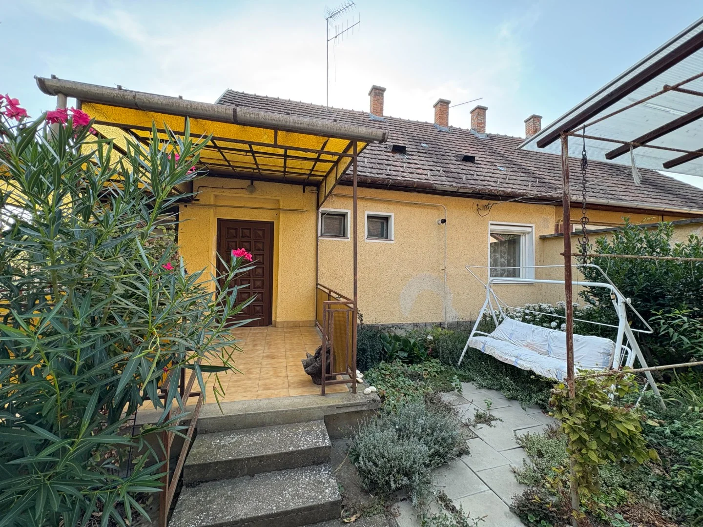 Többgenerációs családi ház, Szeged Kecskés István-telep, Szabó János utca - Kép 4