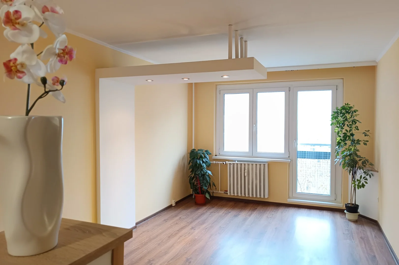Eladó panel lakás Székesfehérváron - Kép 3