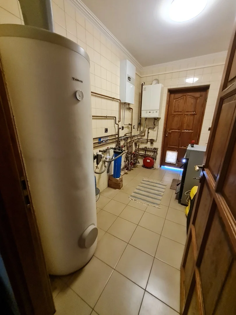 Családi ház eladó, fix hozamú bevétellel Balaton közelében! Kivételes, exkluzív ajánlat Polgárdiban! - Kép 20