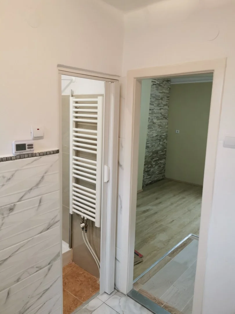 Felújított garzon belvárosban - Kép 6