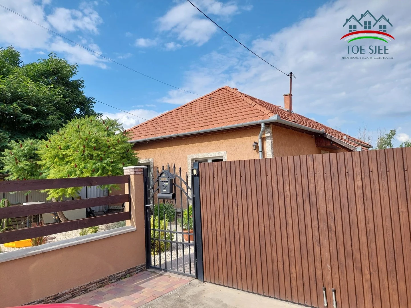 Tiszaföldváron családi ház eladó (idn240919) - Kép 17