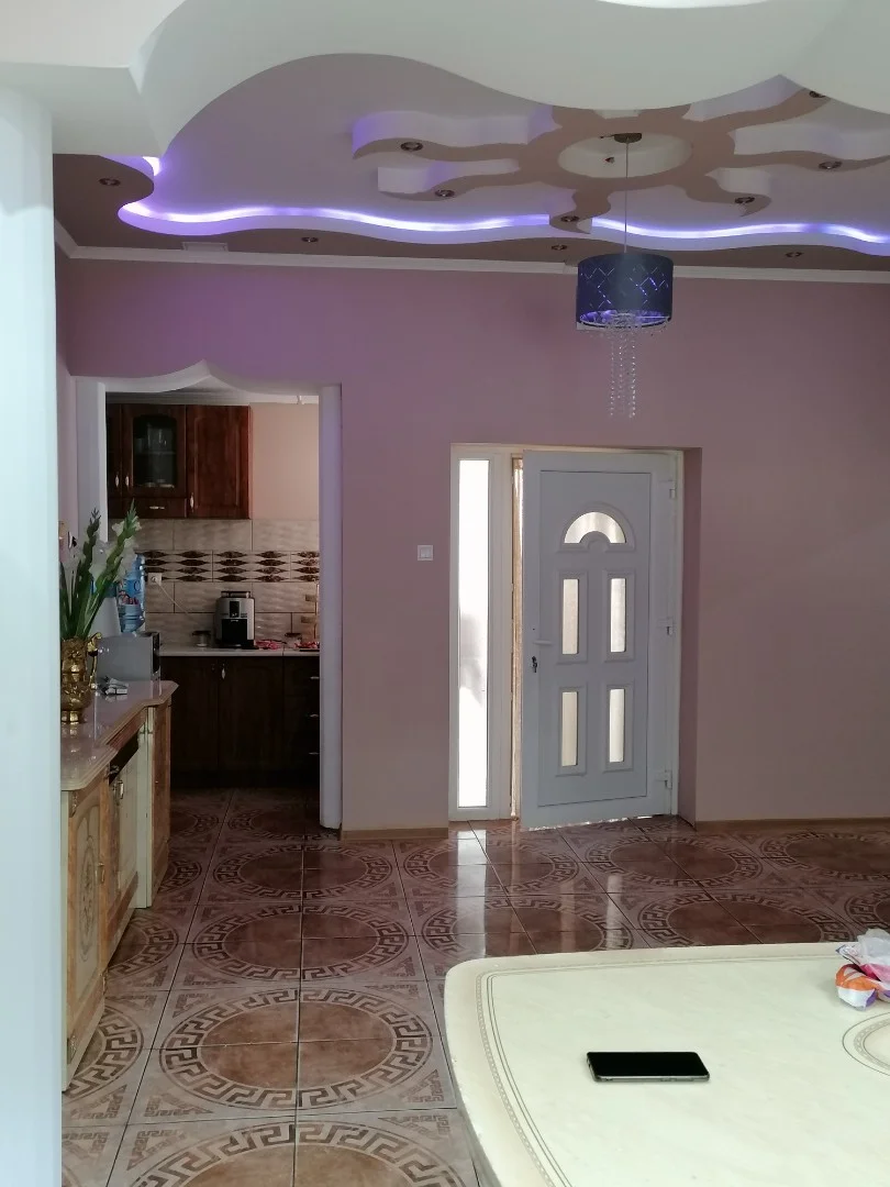 Eladó luxus ingatlan Békéscsaba - Kép 10