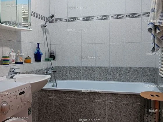 Eladó tégla Győrben - Kép 9