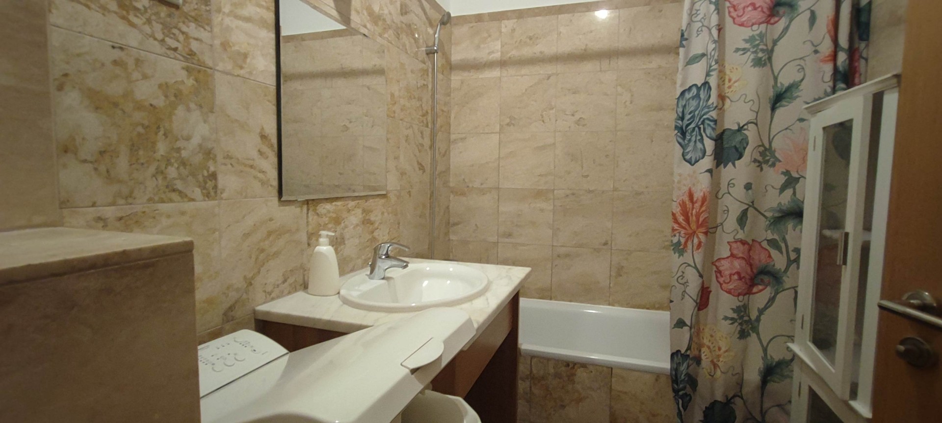 Budapest központjában Kiváló állapotú lakás azonnal beköltözhető vagy kiadható - Kép 4