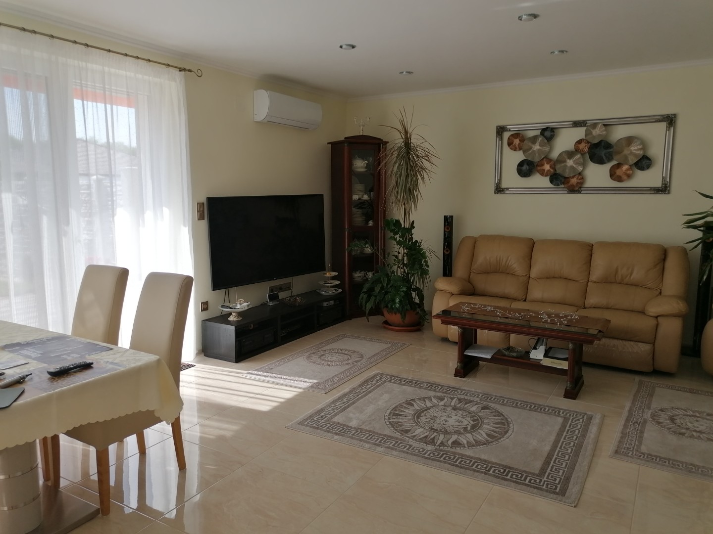 hőszivattyús újszerű ház - Kép 9