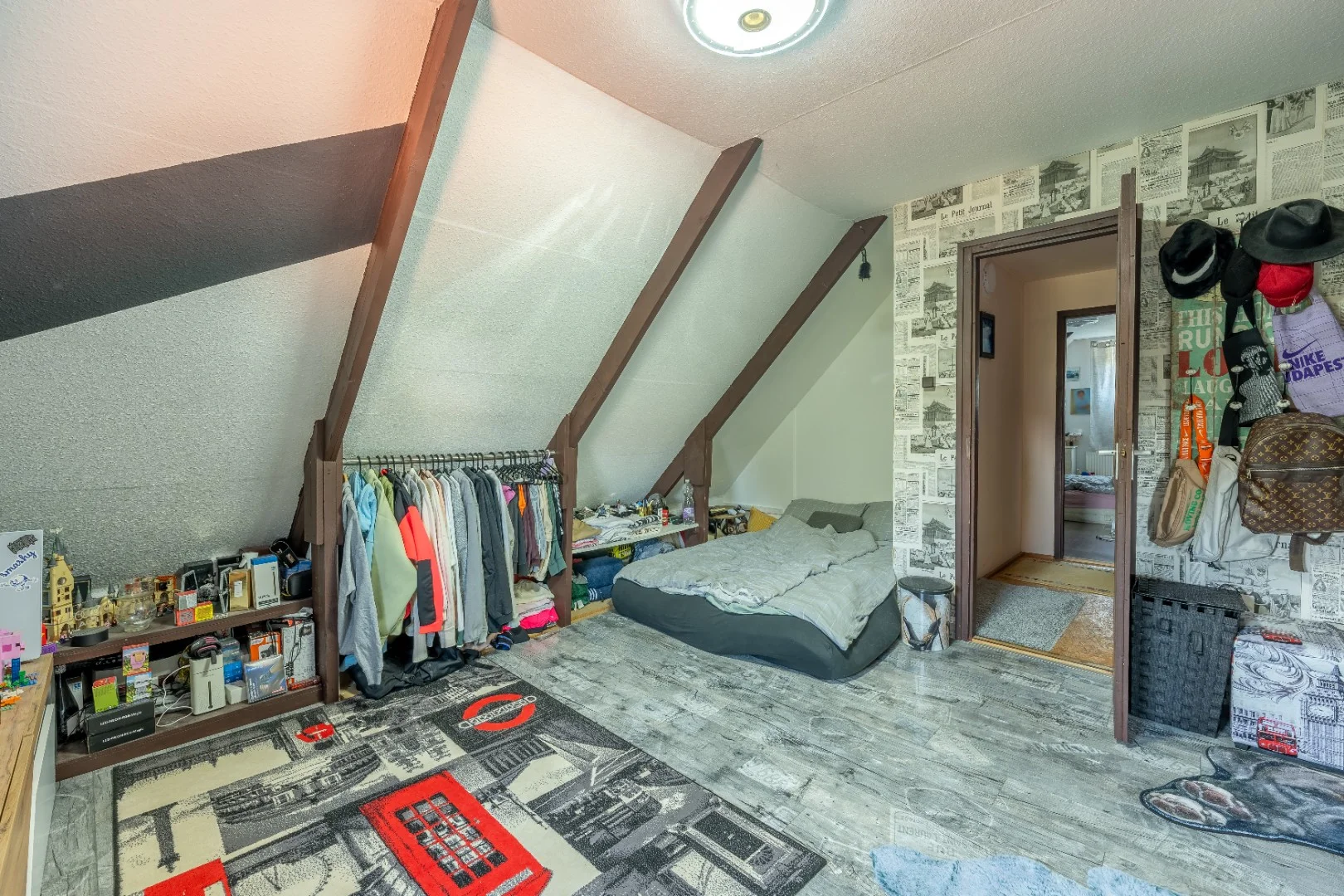 Kétgenerációs Családi Ház Halásztelek Szívében – Vállalkozásra is Ideális! - Kép 12