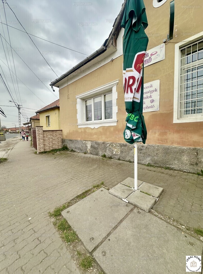 Eladó étterem, bisztró iroda / üzlet / kereskedelmi / szolgáltató Izsófalvan - Kép 17