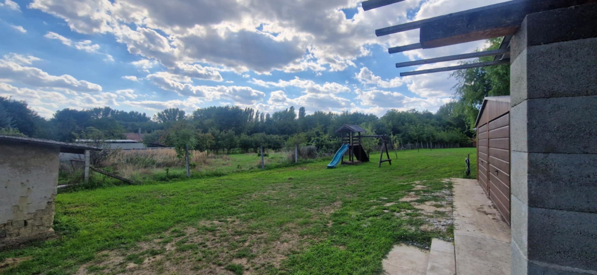 Tiszafüreden családi ház eladó (idn250812) - Kép 18