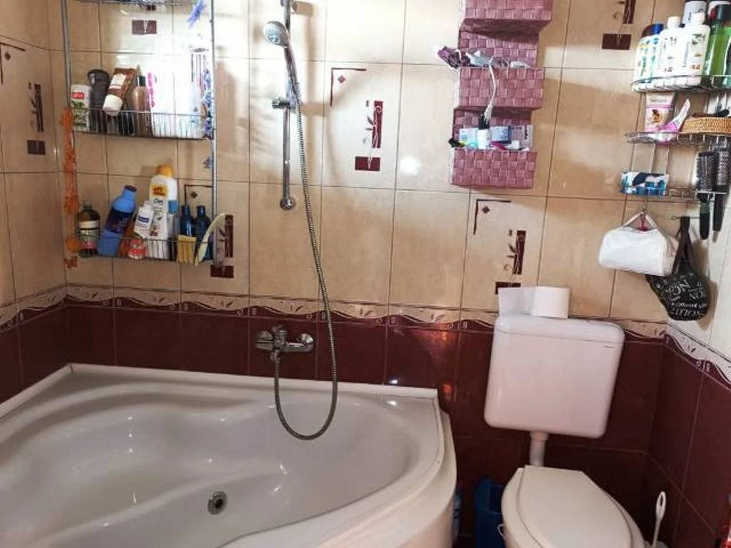 Eladó családi ház Vácon - Kép 15