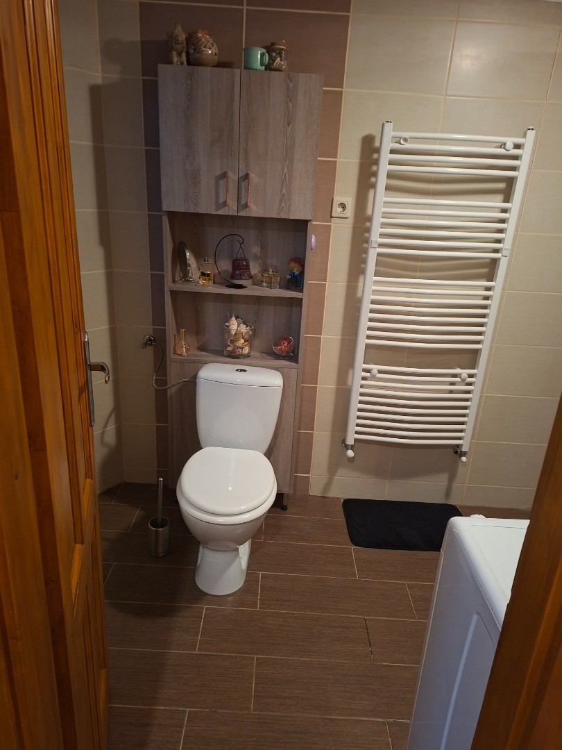 Eladó ház - Kép 2