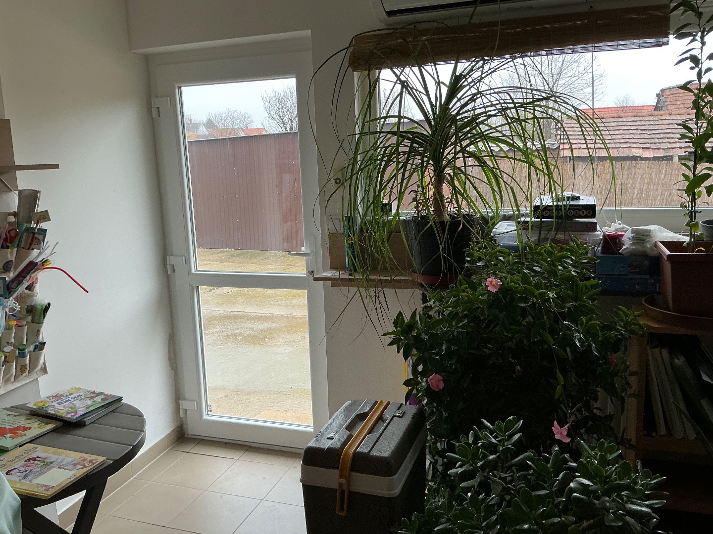 Duplakomfortos családi ház Perkátán - Kép 14