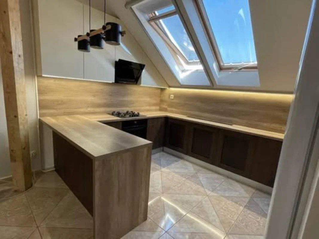 Eladó tégla lakás Székesfehérváron - Kép 3