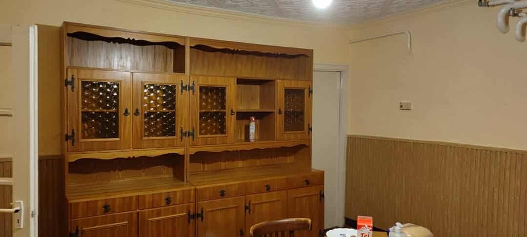 Családi ház eladó - Kép 2