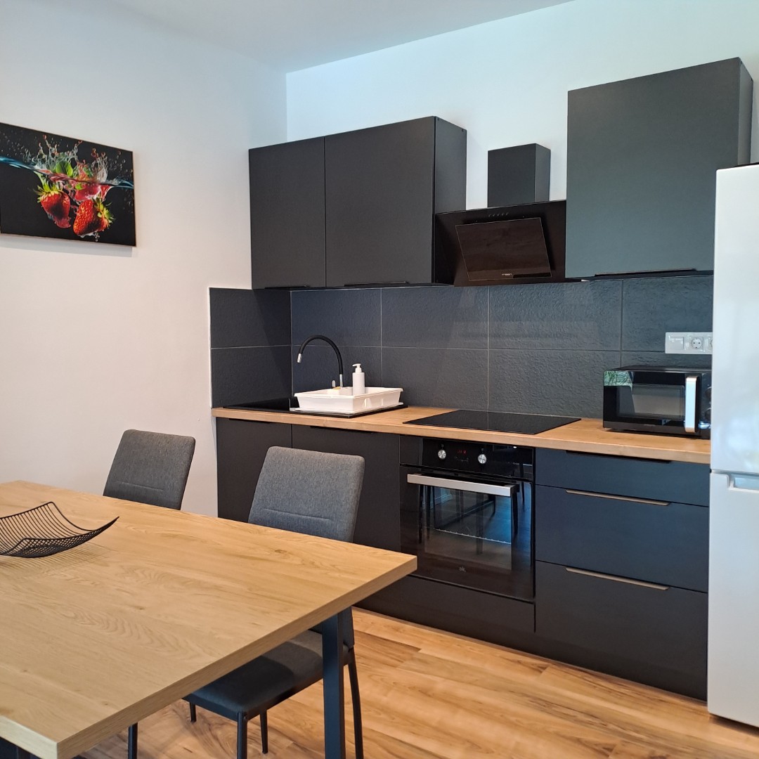 Part közeli házrész Balatonbogáron