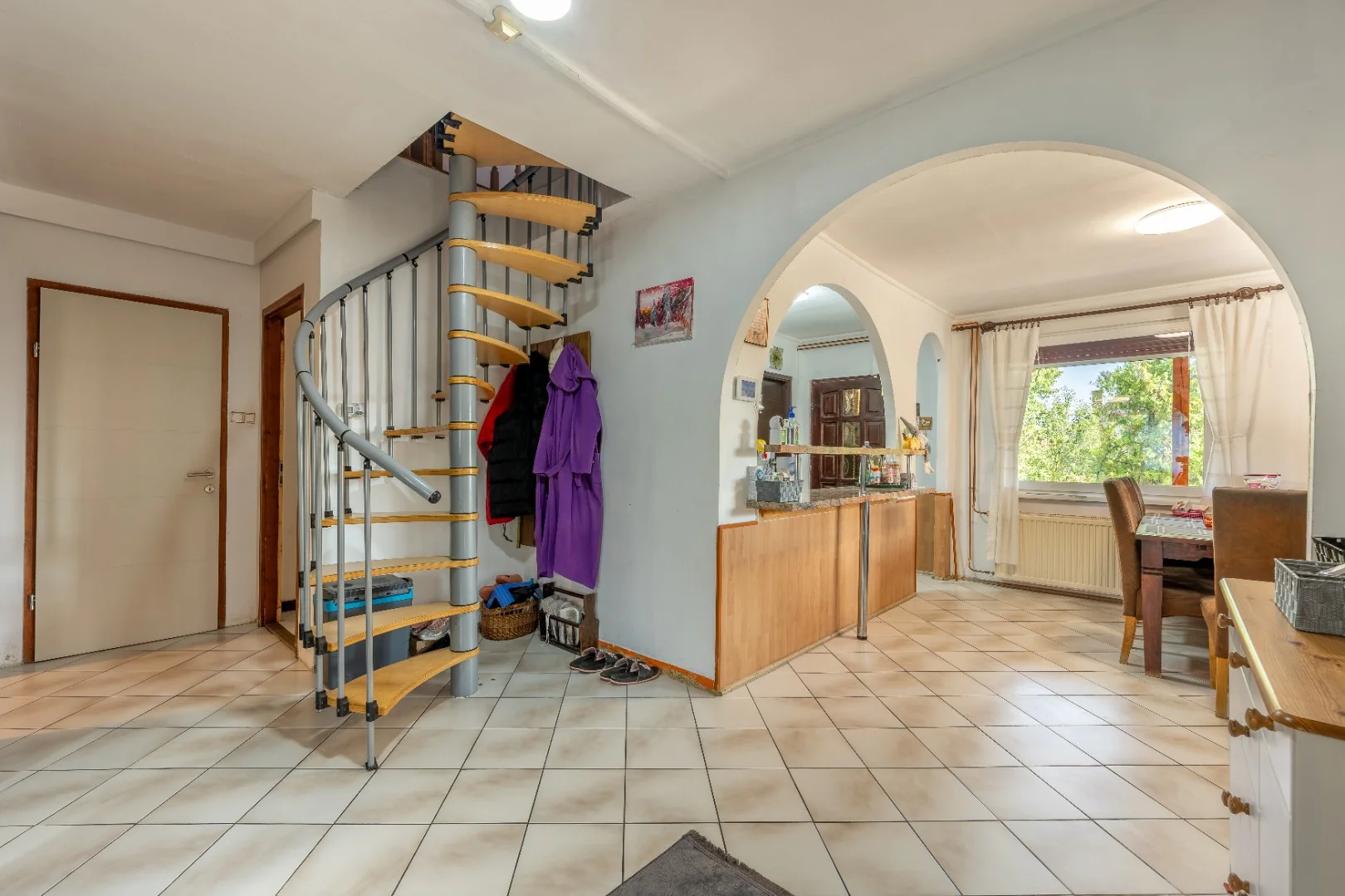 Kétgenerációs Családi Ház Halásztelek Szívében – Vállalkozásra is Ideális! - Kép 9