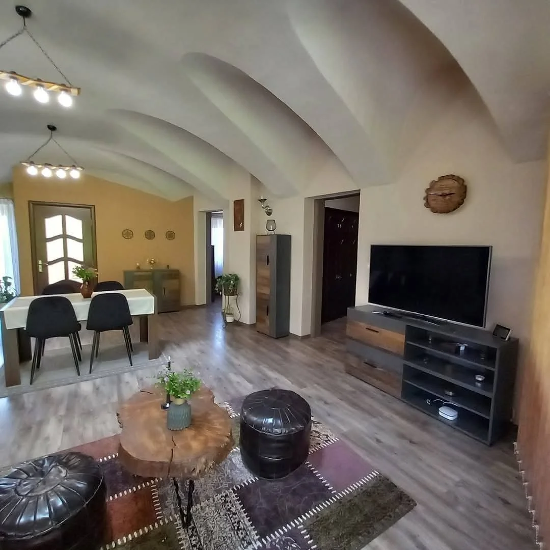 Különleges organikus dombház - Kép 7