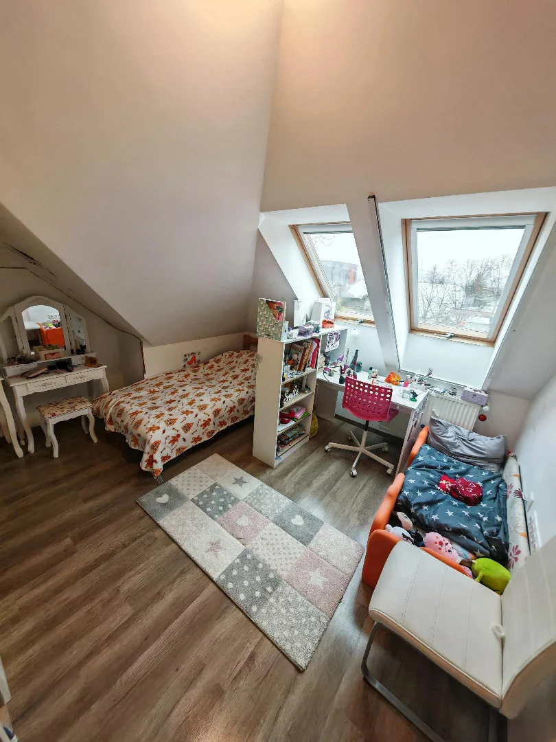 Eger, Dr Frank Mária utcában újszerű, világos, tágas, erkélyes lakás eladó! - Kép 4