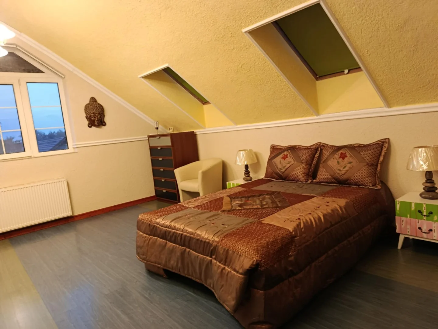 Római fürdőn!!! Örök panorámás világos napos 2 garázshelyes - Kép 3