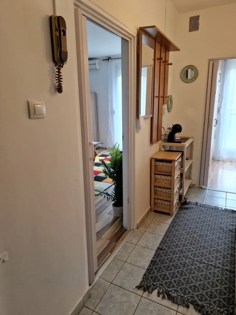 Egyetemvárosban lakás eladó - Kép 6