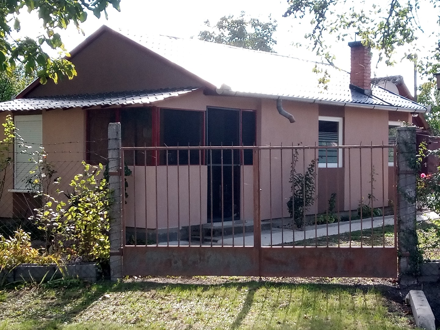 Felújított hétvégi ház - Kép 3