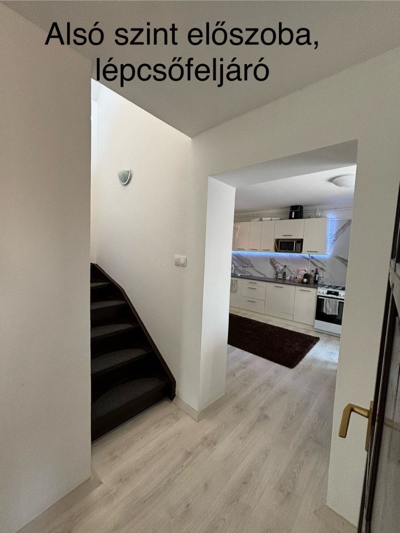 Cserkúton két generációnak alkalmas családi ház eladó - Kép 9